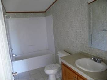 3rd image of 600 County Road 274