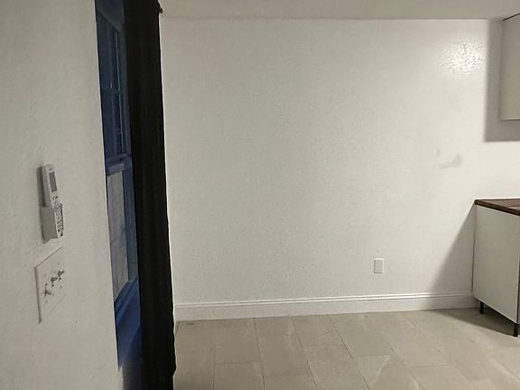 2nd image of 3564 Fleet St #1