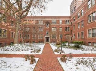 837 W Barry Ave APT 3B, Chicago, IL 60657