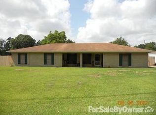 202 Orange Dr, Abbeville, LA 70510