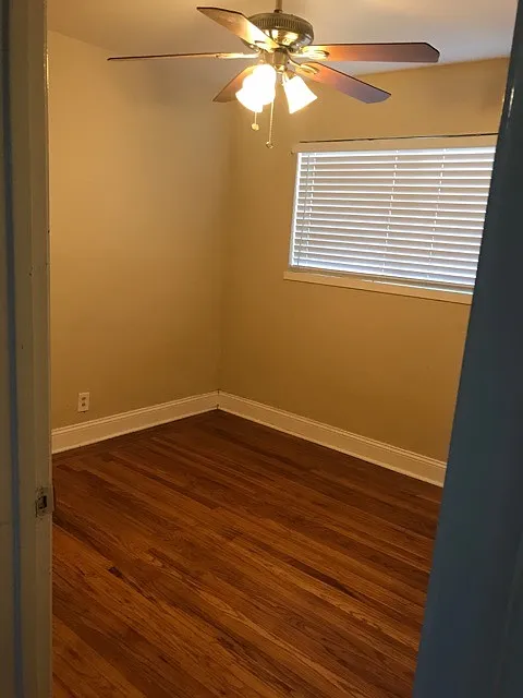 226 Rose Ann Ave photo 1