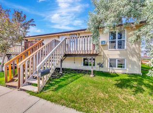5219 E 57th St #8, Lloydminster, AB T9V 0V4