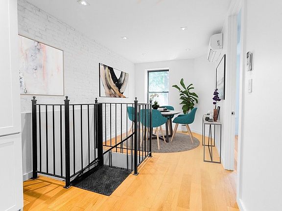 3rd image of 366 Montgomery St APT 2