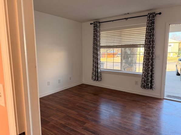 (undisclosed Address)