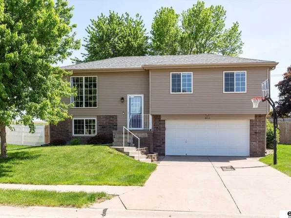 3413 Wilhelminia Dr, Bellevue, NE 68123