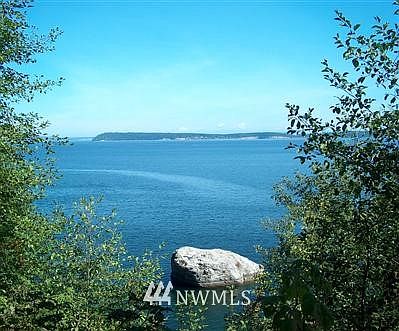 1st image of 0 000 White Rock