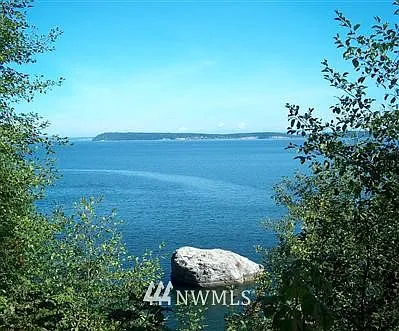 0 000 White Rock photo 1
