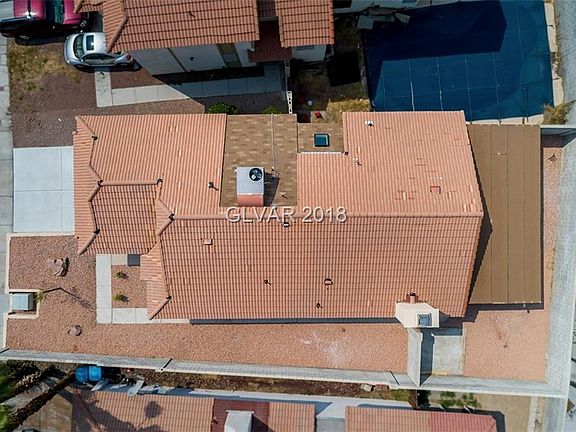 3rd image of 769 Summer Heights Ln
