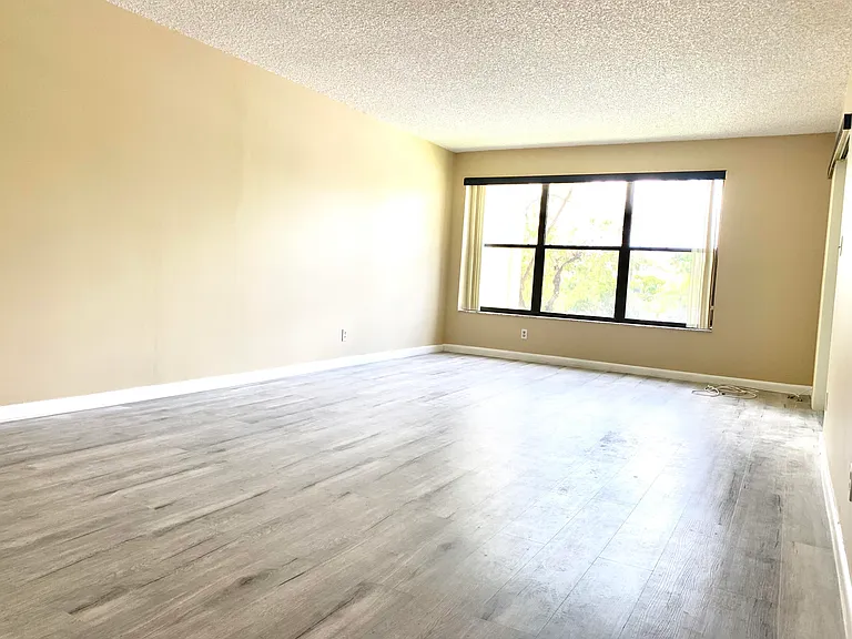 2312 S Cypress Bend Dr #209 — Photo 14
