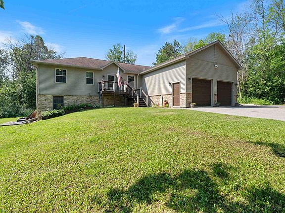 3rd image of 3526 Park Dr
