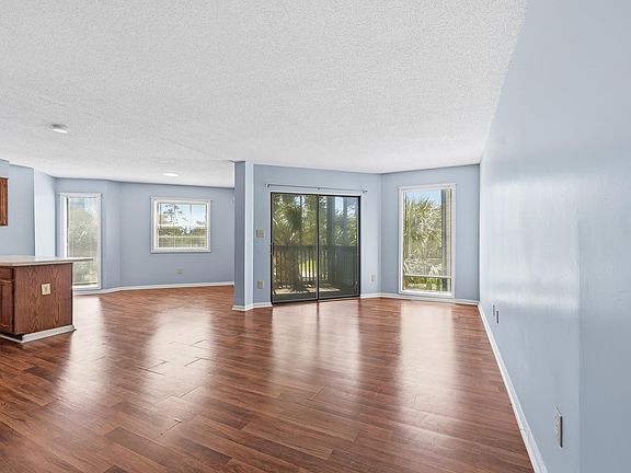 3rd image of 1500 Cenith Dr. #101-C