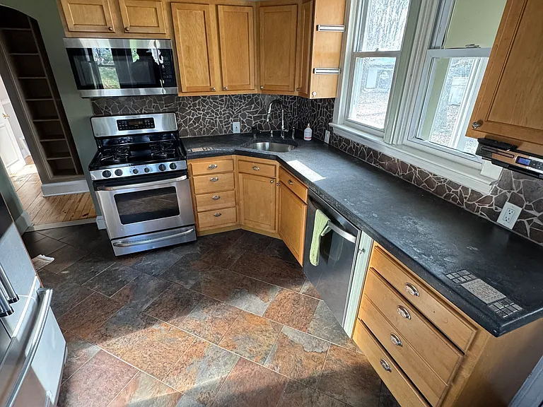 1444 Delsea Dr — Photo 16