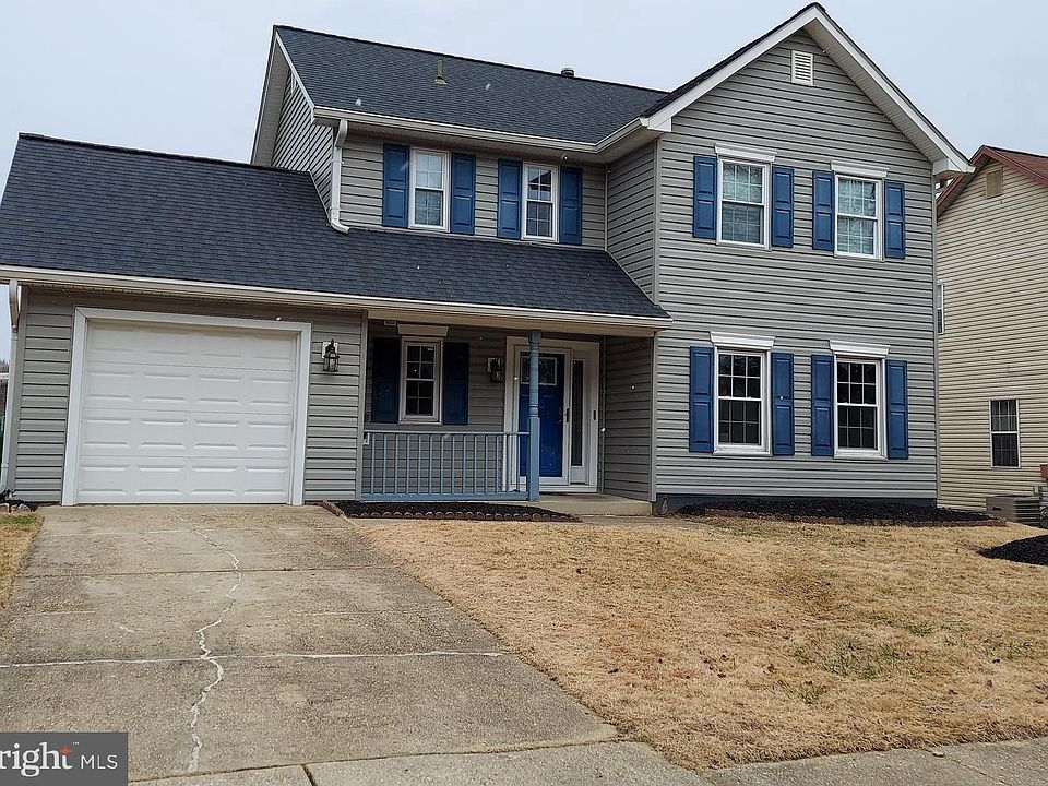 1st image of 1202 Castlewood Dr