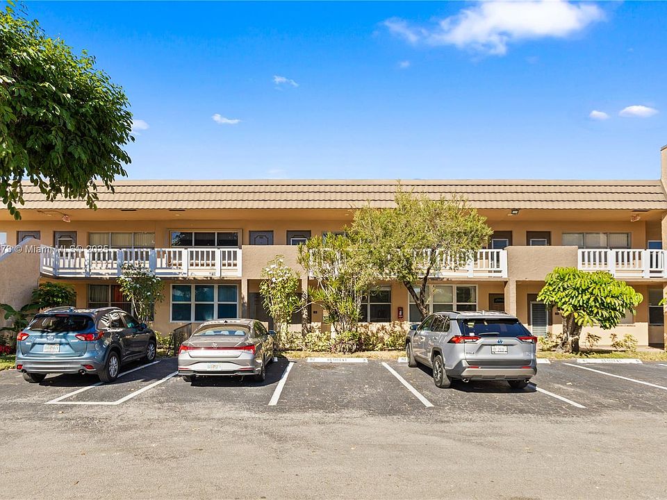 1st image of 9121 Sunrise Lakes Blvd APT 104