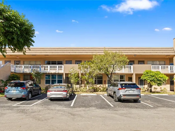 9121 Sunrise Lakes Blvd APT 104, Sunrise, FL 33322