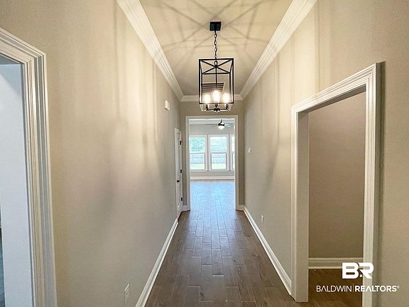 2nd image of 1578 Fenton Cir