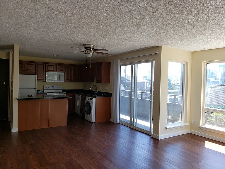 1001 Taylor Ave N #202 — Photo 10