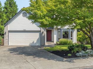 7491 SW Saint John Pl, Portland, OR 97223