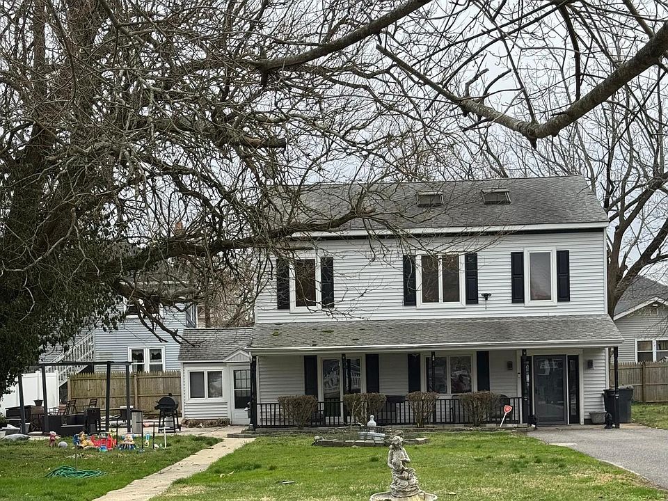 1st image of 141 Wellington Ave