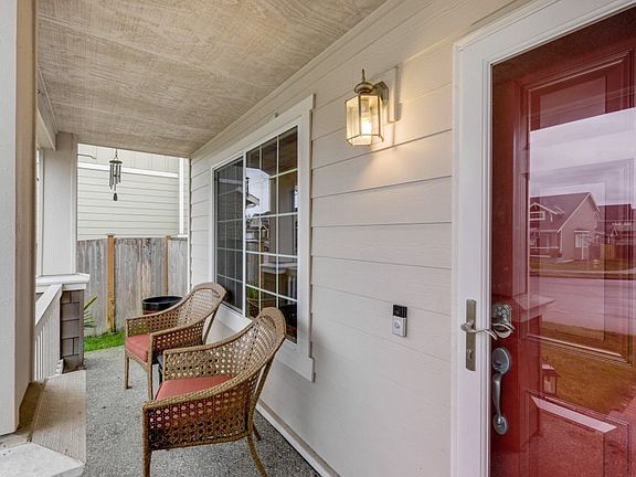 2nd image of 8404 69th St NE