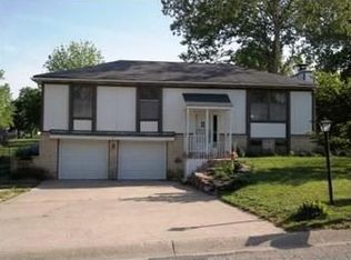 115 Town Court Cir, Platte City, MO 64079