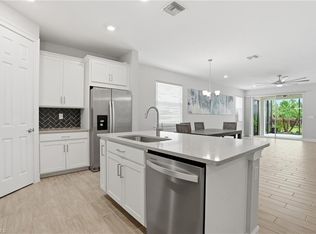 28009 Seasons Tide AVE, BONITA SPRINGS, FL 34135