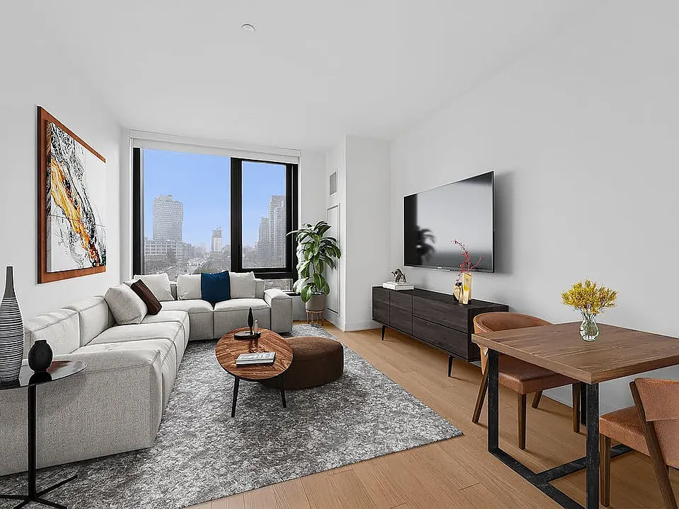 18 6th Ave #509