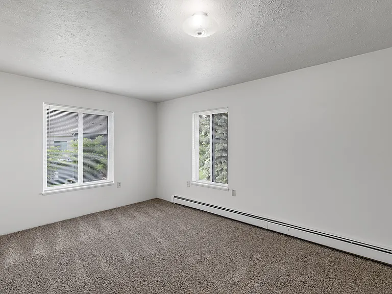 1752 Raleigh Ave #1 — Photo 11