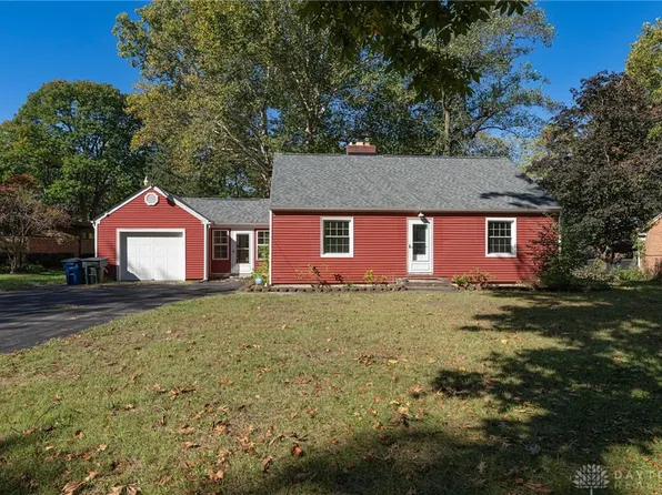 5429 Fair Valley Rd, Dayton, OH 45414