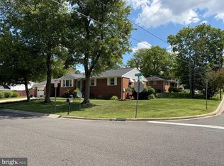 6416 Roberts Dr, Temple Hills, MD 20748