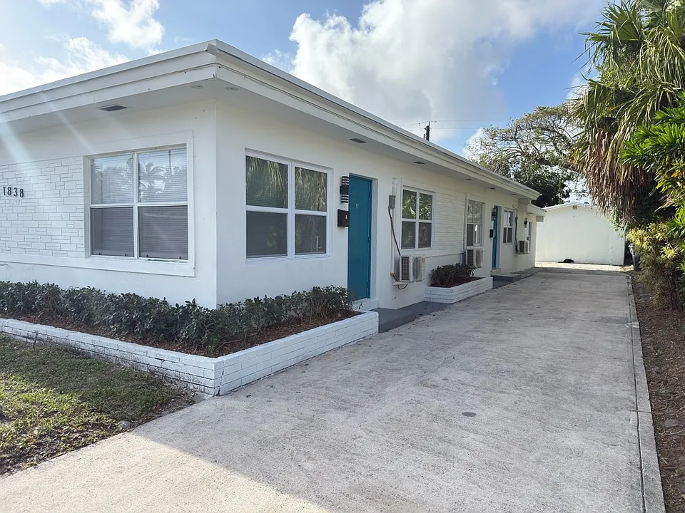 1838 McKinley St #3