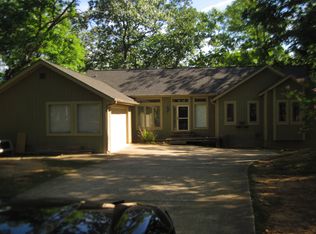 141 Red Cloud Dr, Waleska, GA 30183