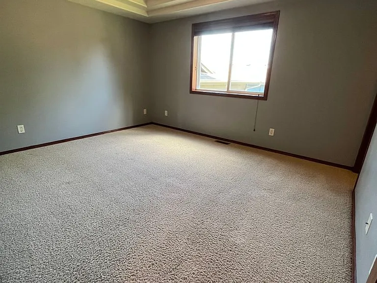7913 W 48th St — Photo 24