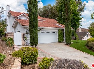 30433 Penrod Dr, Agoura Hills, CA 91301