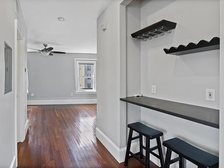 24 Emerson St #3 — Photo 10