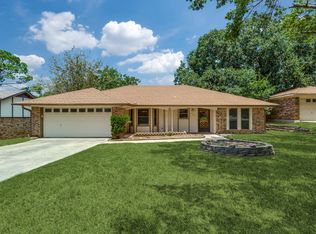 2126 Pecos Dr, Grapevine, TX 76051