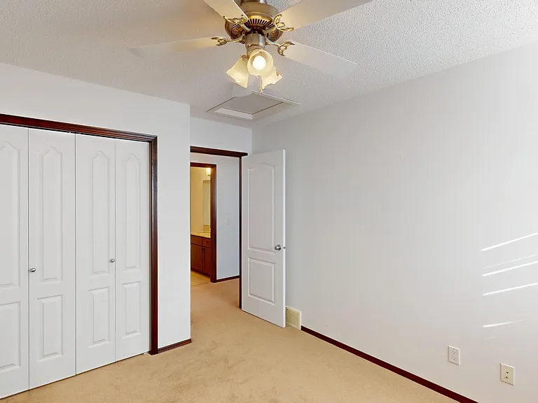 207 Auburn Glen Dr SE — Photo 21