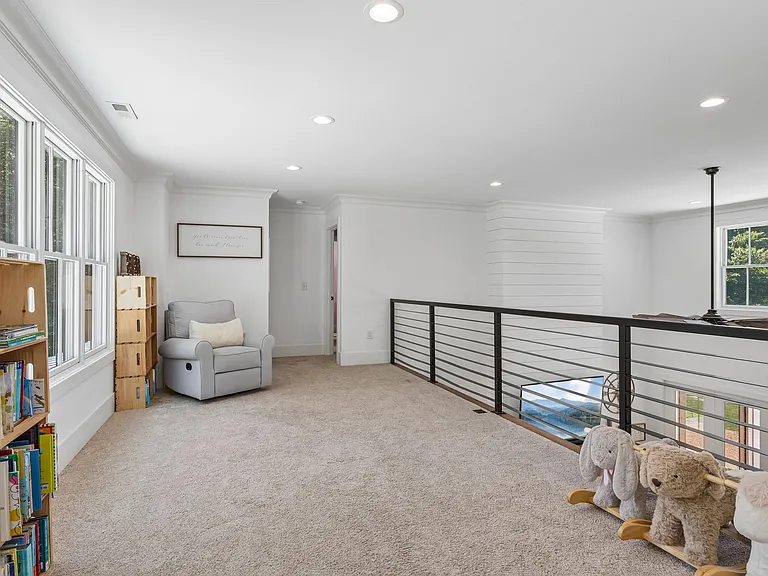 6450 Stewart Rd — Photo 48