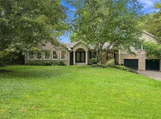 110 Old Ancaster Rd, Dundas, ON L9H 3R2
