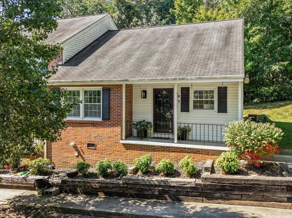 3847 Tambark Dr, Knoxville, TN 37917