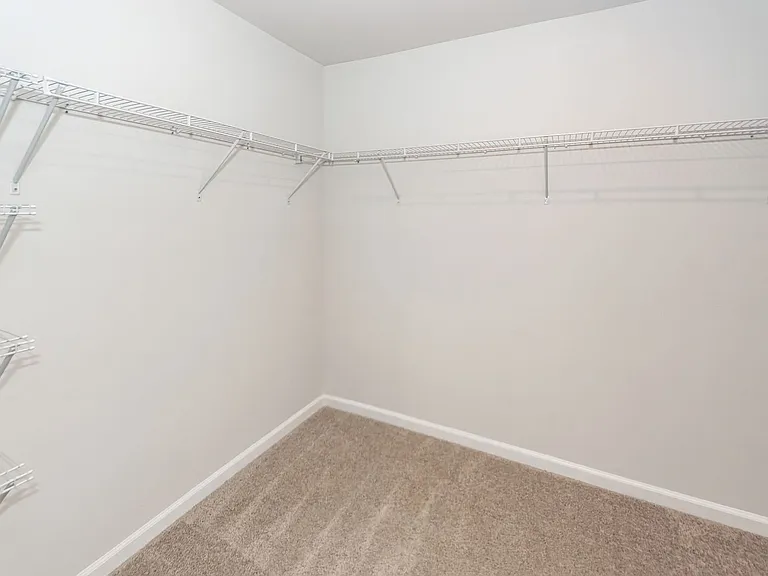 214 Wild Strawberry Ln — Photo 28
