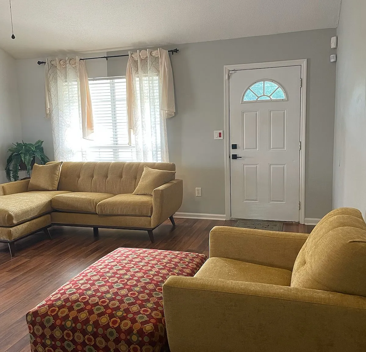 3 bed, 1458 sqft, $2,200 — Photo 4