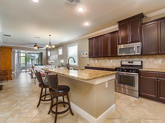 5th image of 5814 Great Lawn Pl