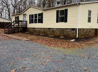 728 Knoll Woods Dr, Rustburg, VA 24588