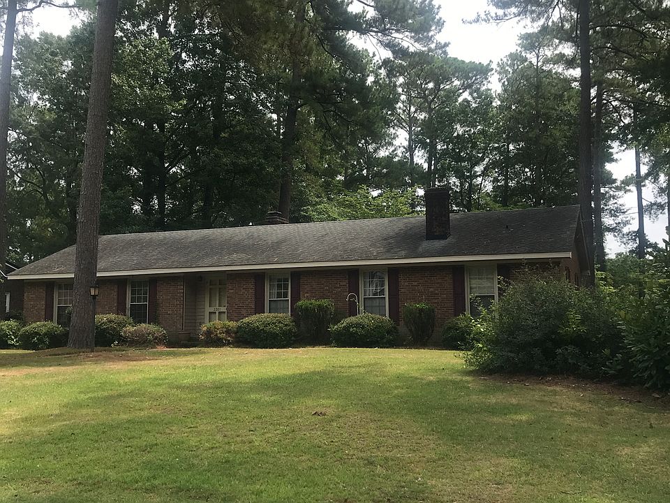 1st image of 2201 Tanglewood Dr
