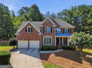 4204 Balmoral Glen Dr, Berkeley Lake, GA 30092