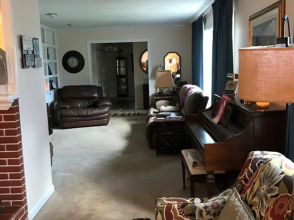 5th image of 707 E Everly Brothers Blvd
