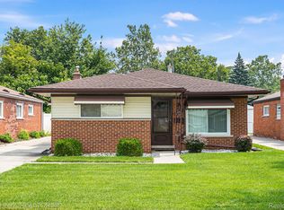 4983 McKinley St, Dearborn Heights, MI