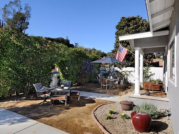 4th image of 4820 Vincent Ave
