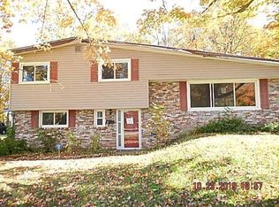 5 Collins Dr, Albion, PA 16401